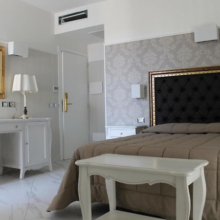 רימיני Hotel Residence Villa Del Mare מראה חיצוני תמונה