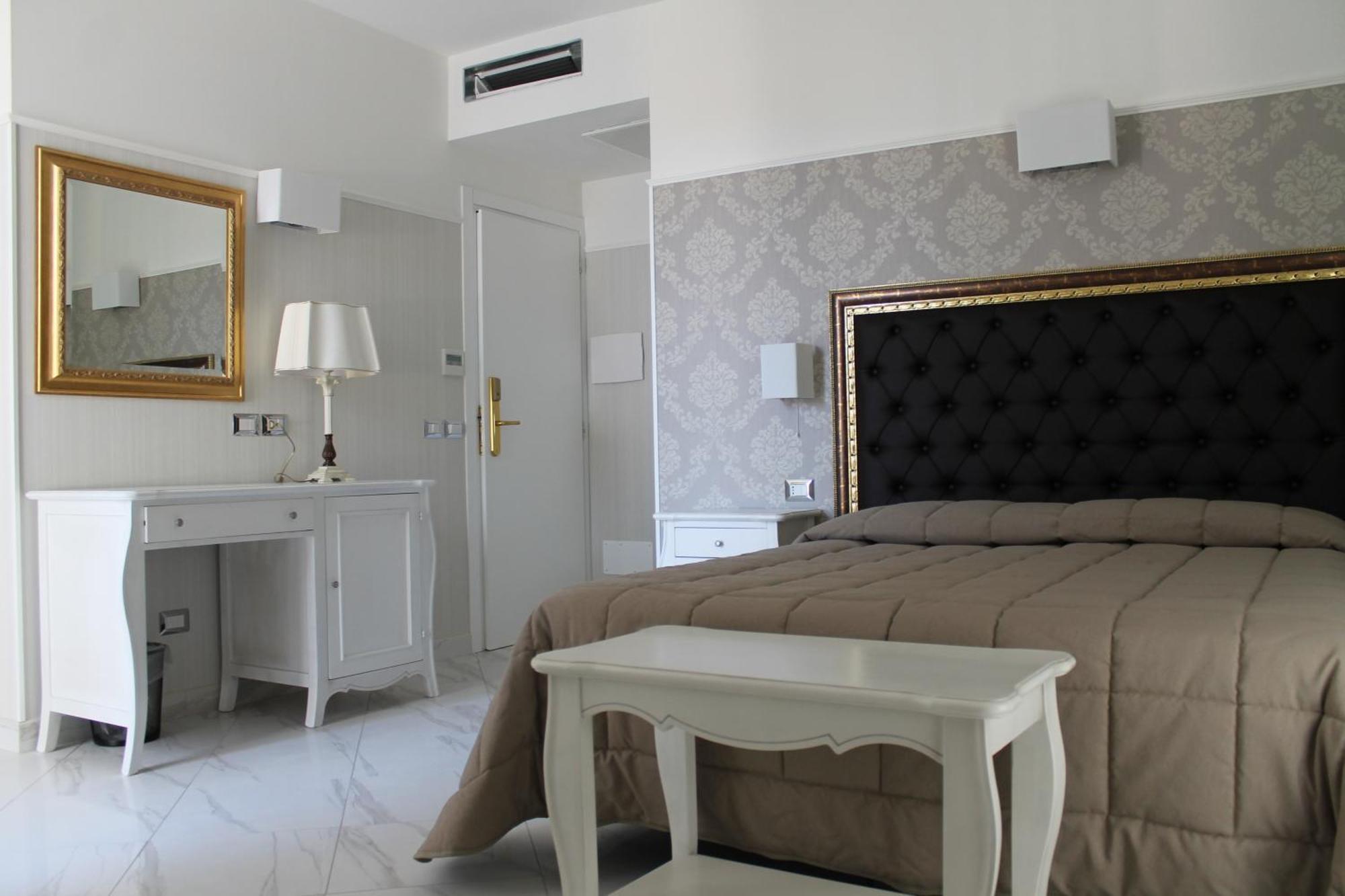 רימיני Hotel Residence Villa Del Mare מראה חיצוני תמונה