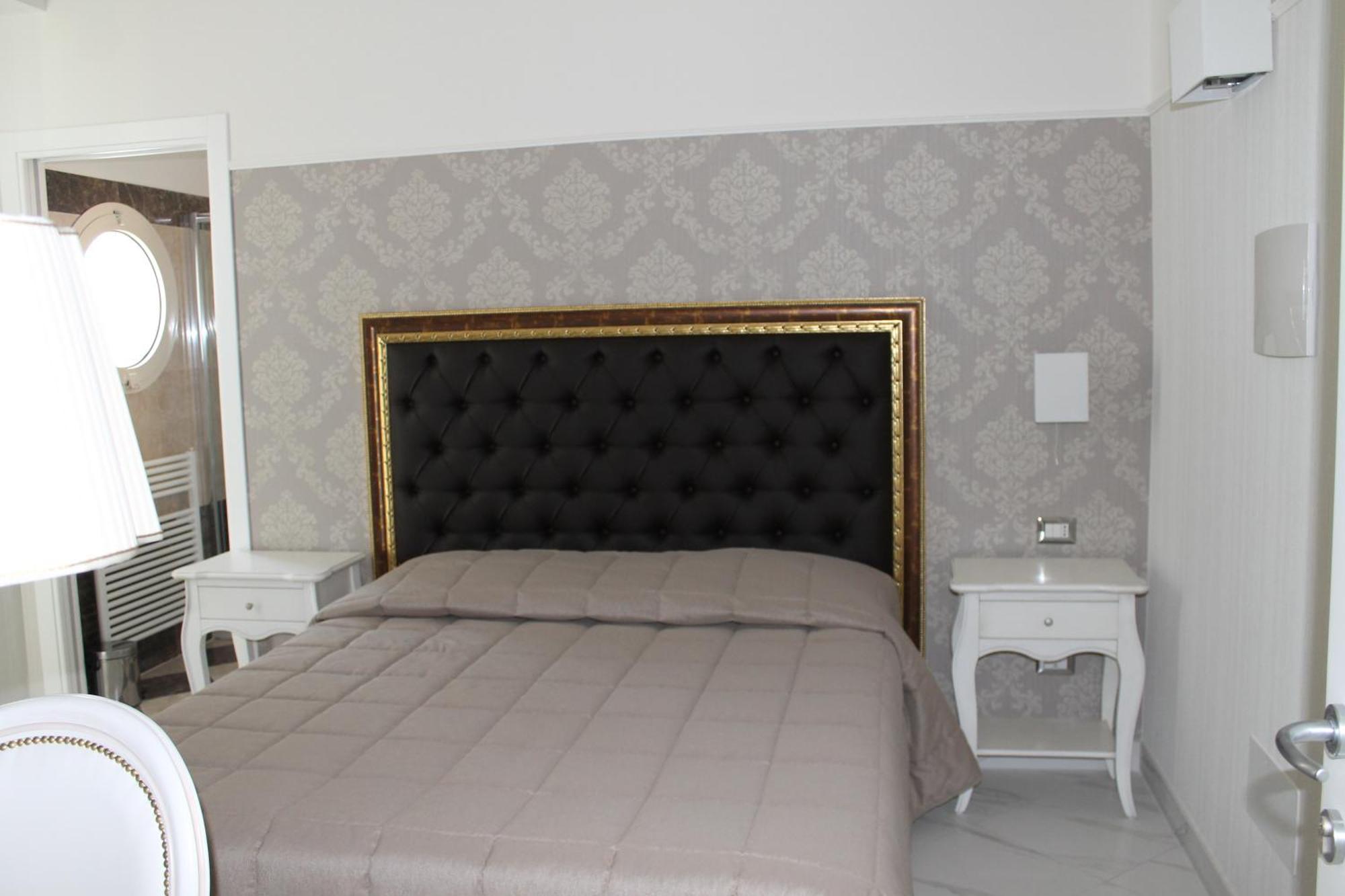 רימיני Hotel Residence Villa Del Mare מראה חיצוני תמונה