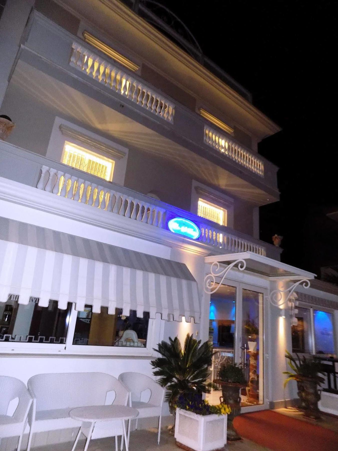 רימיני Hotel Residence Villa Del Mare מראה חיצוני תמונה